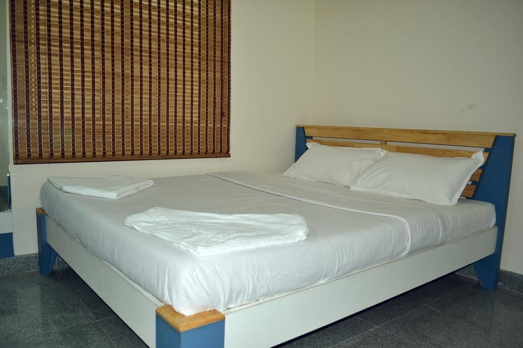 Metro Park Hotel Madras Kamer foto